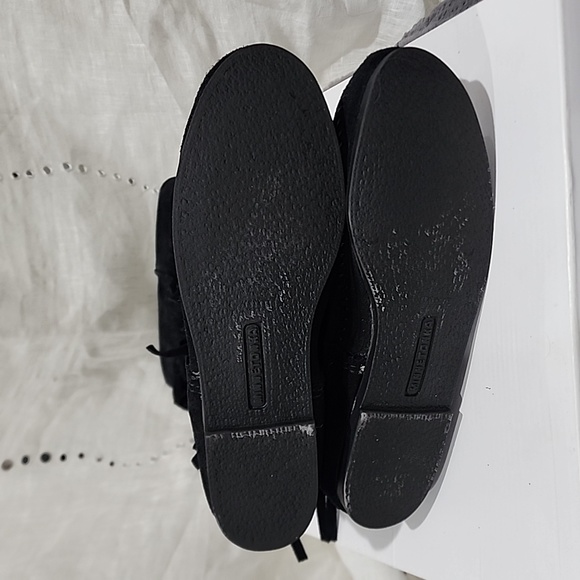 Perfect! Women's Minnetonka 3 Layer Black Fringe Boots Size 6 - Picture 5 of 5